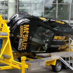 RISQUE ROUTIER PROFESSIONNEL Les collaborateurs de Renault sensibilisés grâce à une voiture tonneau